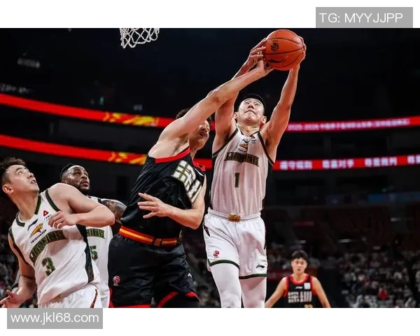 马可波罗与辽宁本钢的巅峰对决谁能笑到最后揭开篮球新篇章