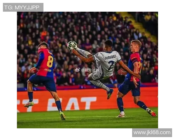 巴萨与国米激战正酣谁能在欧冠赛场笑到最后