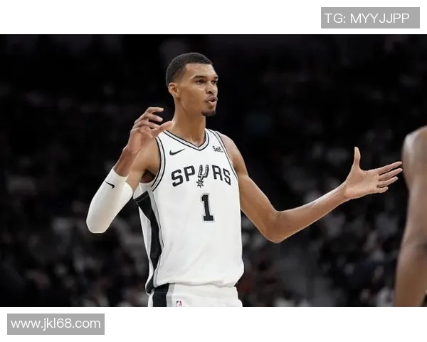 马刺与火箭季前赛视频直播精彩对决全程回顾与分析